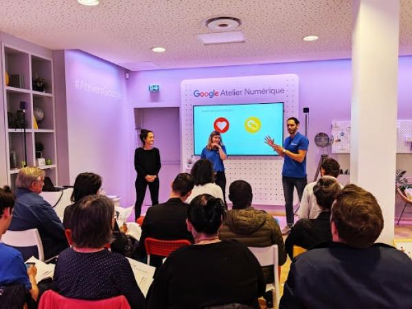 Salle Google Ateliers Numériques